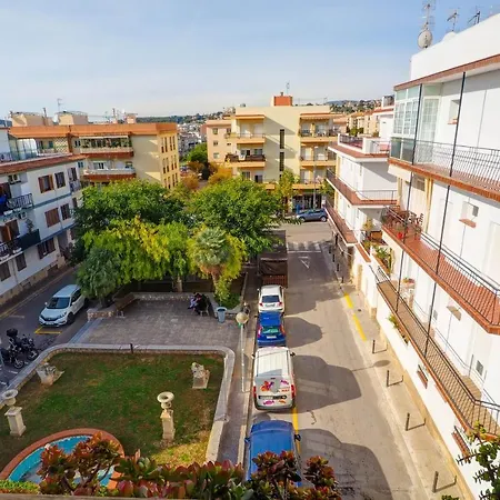 Rosales Penthouse With 2 Terraces By Hello Apartman