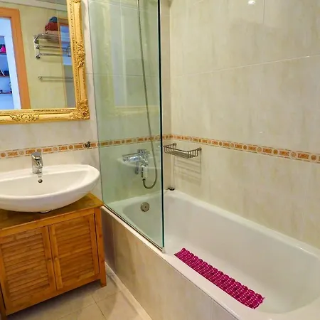 Rosales Penthouse With 2 Terraces By Hello Appartamento Sitges